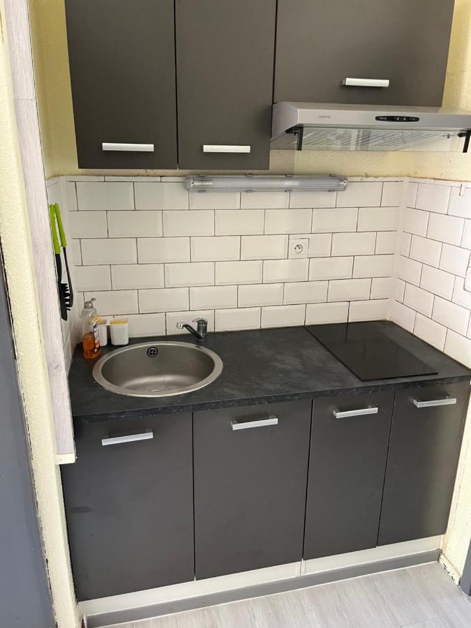 Appt Les Hameaux 2.0 Apartment Арл Екстериор снимка